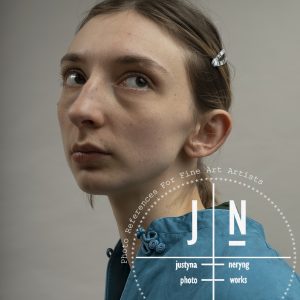 Nasim / blue top