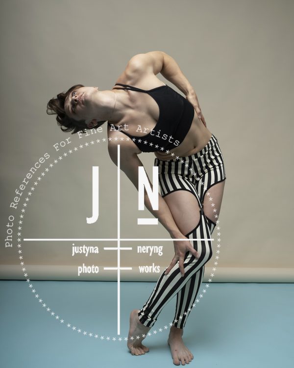 Alexandra (stripes full body)/16 shots