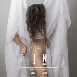 white cloths /12 shots