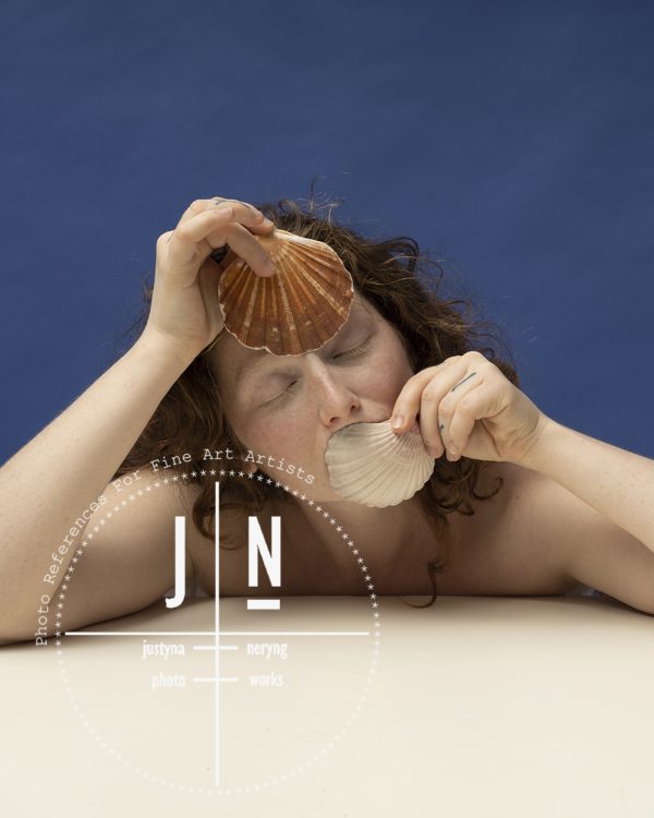 Maud with sea shells 2/20 shots